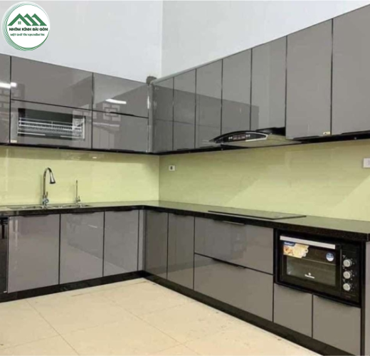 TỦ BẾP CÁNH KÍNH CAO CẤP 